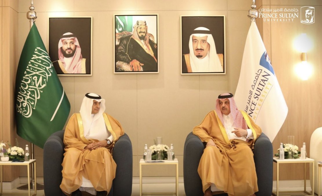 coo9e's tweet photo. عقد مركز الإدارة المحلية ندوة بعنوان"إدارة الازدحام في مدينة الرياض" برعاية سمو الأمير د. عبدالعزيز بن عياف نائب وزير الداخلية، رئيس مجلس أمناء جامعة الامير سلطان.
وقد استعرضت الندوة، من خلال محاورها أبرز التحديات الحضرية والحلول المستدامة لظاهرة الازدحام المروري في مدينة الرياض. https://t.co/elqBbPj5Za