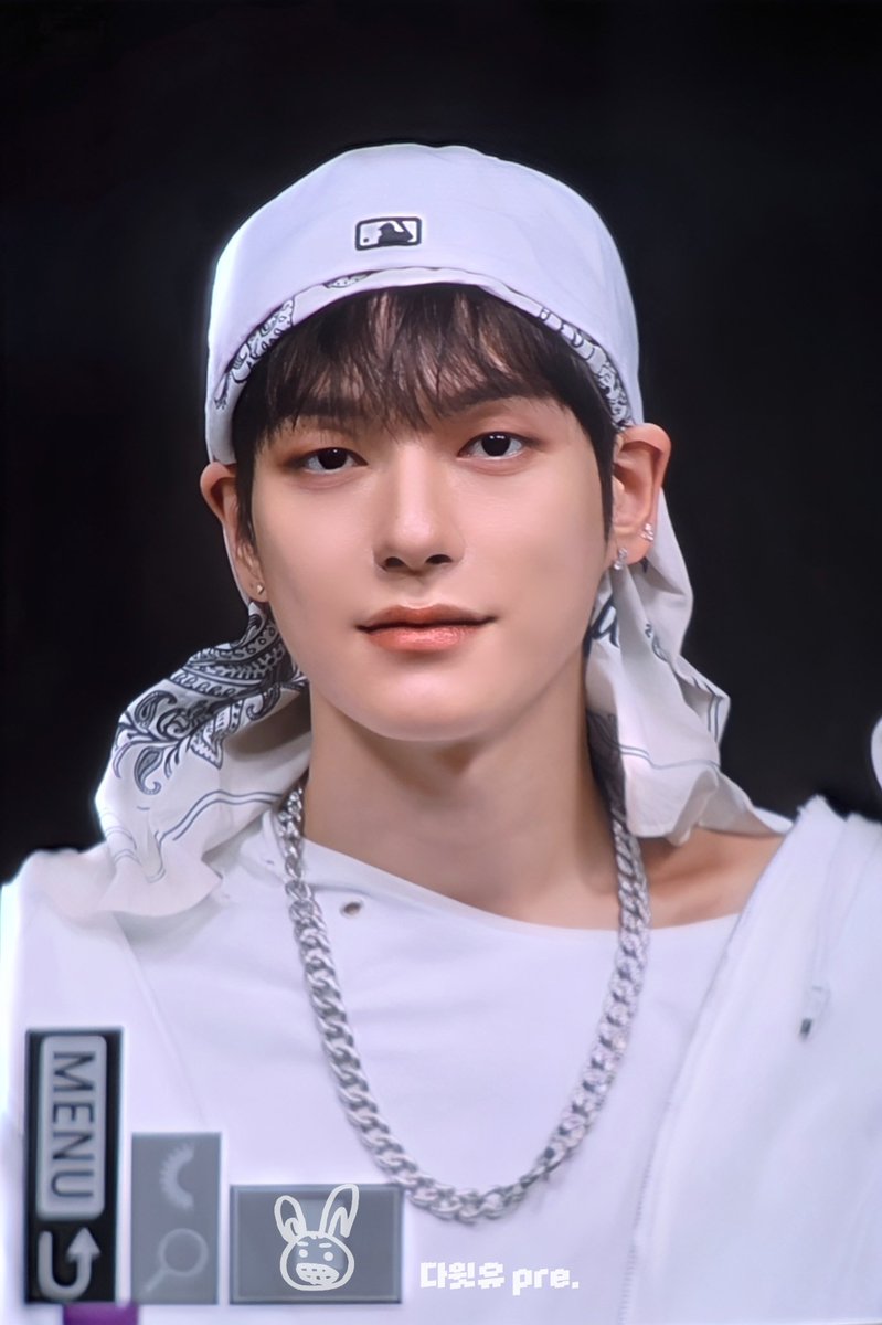 dawith_you's tweet photo. 260619 스타라이크

🤍🤍

#이펙스 #EPEX #위시 #WISH #곽다윗 https://t.co/ZkCxM8VkGQ