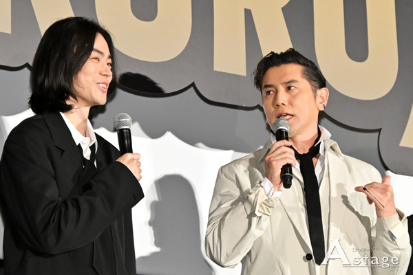 astage_ent's tweet photo. 【CINEMA】Snow Man宮舘涼太、本木雅弘からの「カメレオン俳優」の称賛に「夢ができた」と大感激‼️
･･･も、まさかのドジっ子発揮で会場爆笑 ✨
映画『#黒牢城』初日舞台挨拶🎬

▶️https://t.co/3R8gQMoy7Z

#本木雅弘 #菅田将暉 #吉高由里子 #青木崇高 #宮館涼太 #柄本佑 #オダギリジョー #黒沢清 https://t.co/TLy4YhHCpN