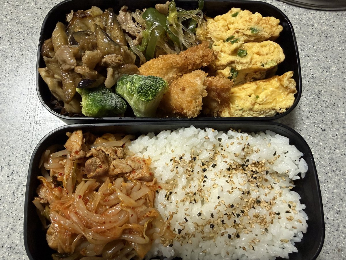 junpei4782's tweet photo. こんばんはー
本日の20分弁当🍱
いってきまーす https://t.co/24rkww7hCM