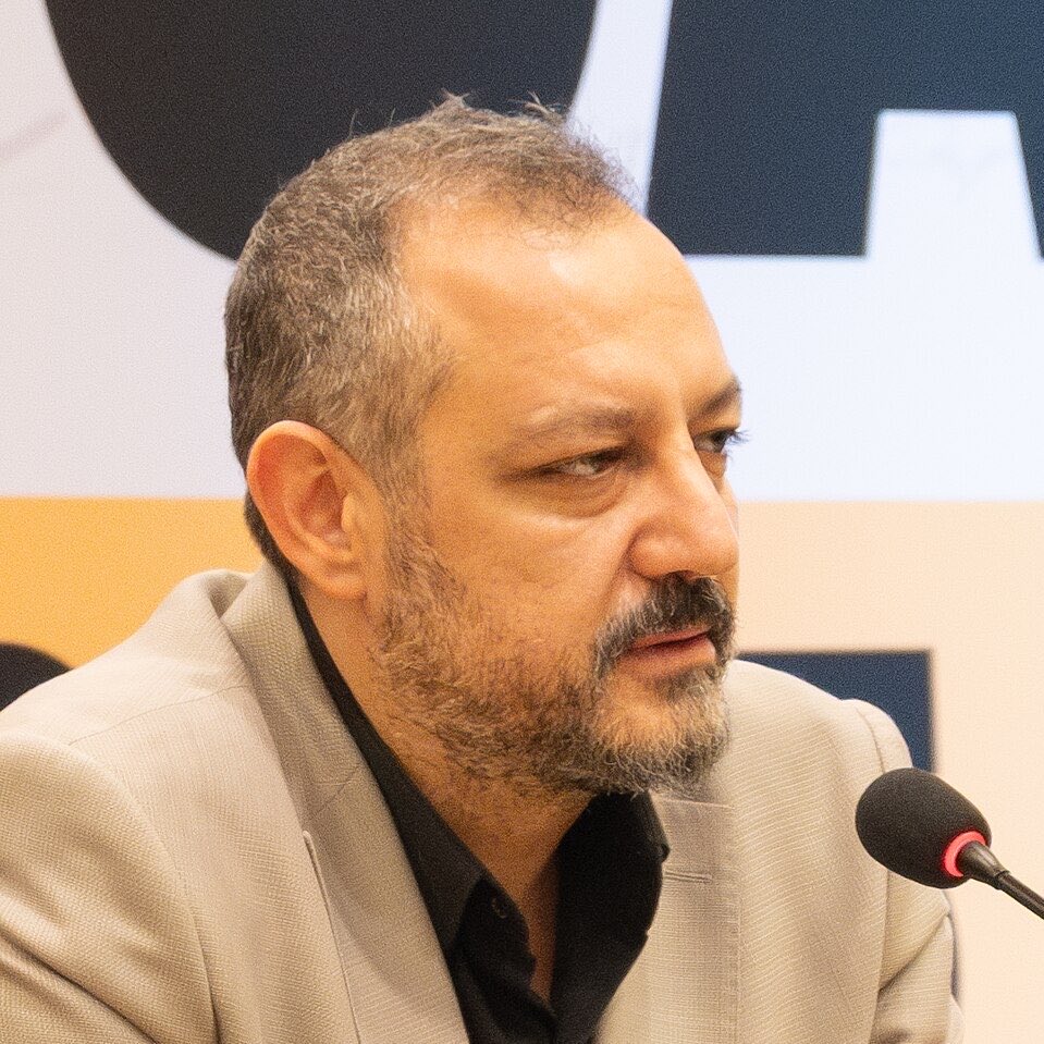 ajansJargon's tweet photo. Erdem Atay: 

"Hamdi Ulukaya, YPG'ye 2 milyon dolar maddi destekte bulunmuştur." https://t.co/lgT4vT7HWp
