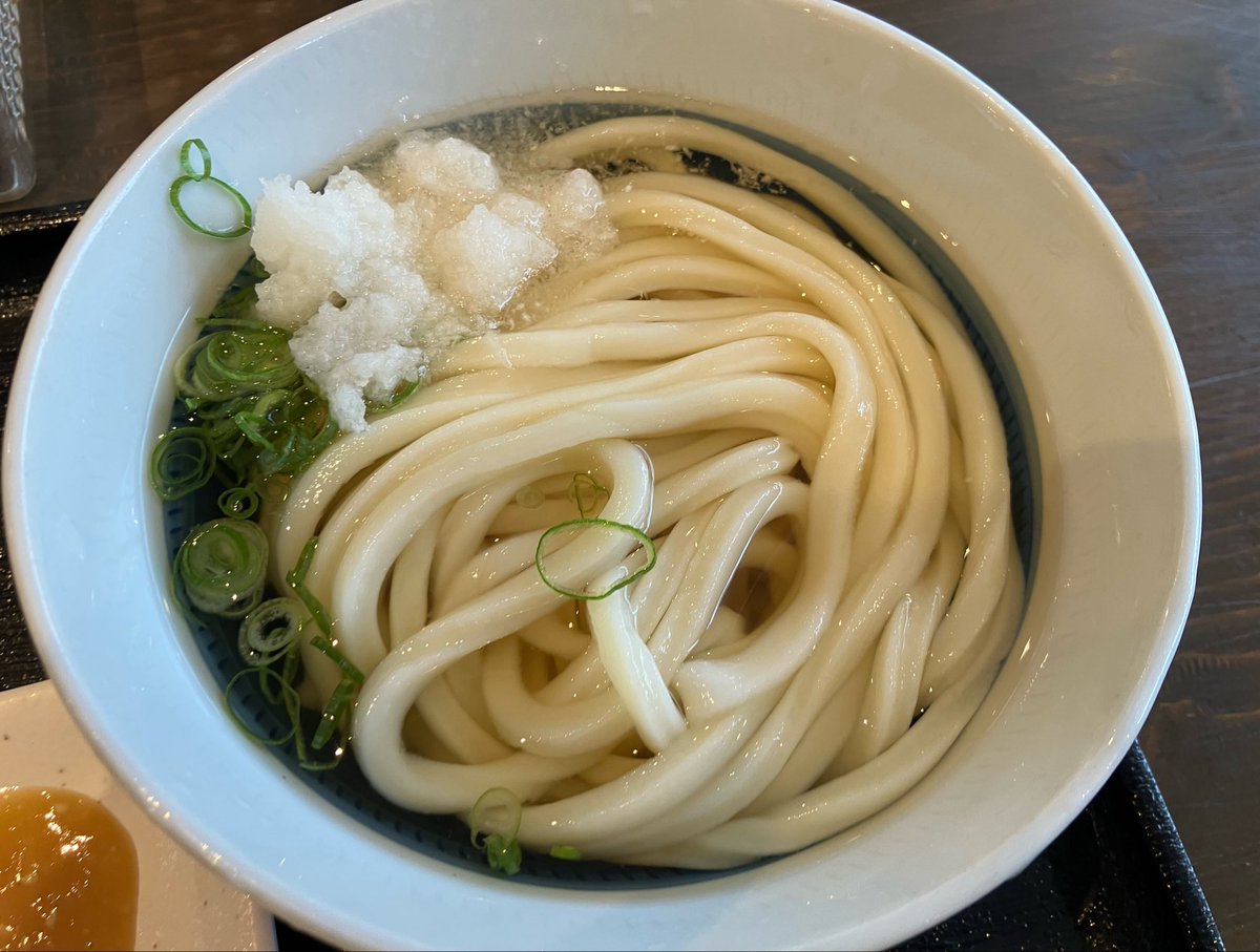 3_rtkb's tweet photo. 3うどん　麺や
4うどん　ソラネ

うどんが安すぎる、そしてうますぎる👏 https://t.co/H4ikAeJRHg