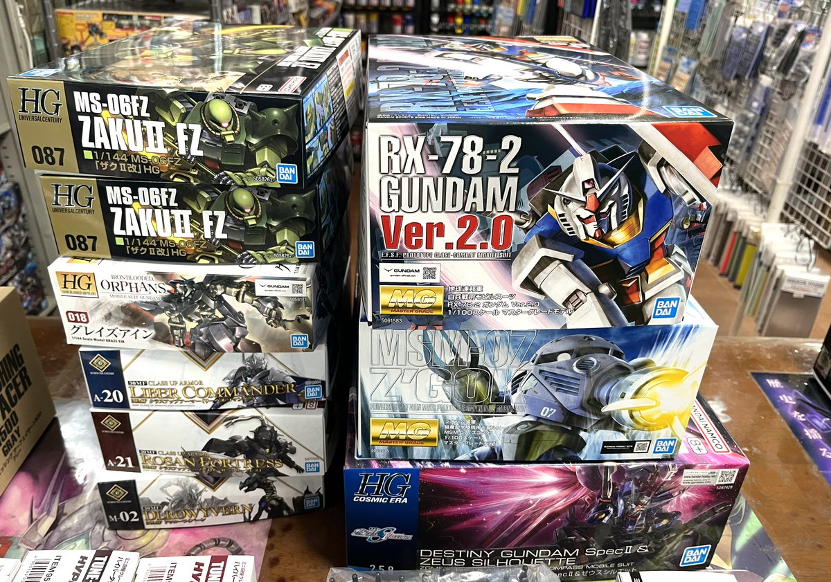 iiba3's tweet photo. 入荷いたしました！
6/19入荷商品です。

#タミヤ
#ミニ四駆　
#バンダイ  
#ガンプラ
#GSIクレオス

※メーカーにより発売日指定商品は　
　その日まで販売できませんので
　ご了承くださいませ。

#入荷情報
#イーバ蒲郡 https://t.co/XBg9vnRikk