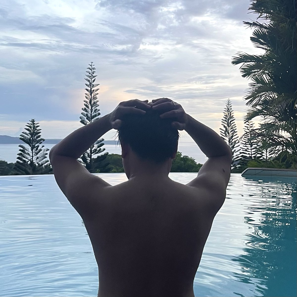 dhennn04's tweet photo. livin that poolside dream🍃
#altercebu https://t.co/PjiIcveG4B