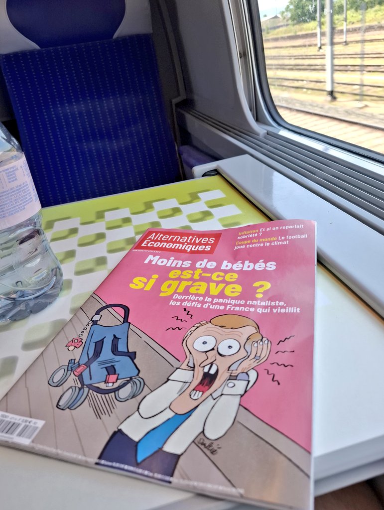 GatiponMatthieu's tweet photo. 🚆👨👩👧🫱🏾🫲🏼Direction Besançon pour rejoindre la délégation de l’@Ufal_org à l’occasion du congrès de l’@unaf_fr, qui se tiendra ce week-end.
#Familles #Laïcité #UNAF #UFAL https://t.co/bM6QhukzfT
