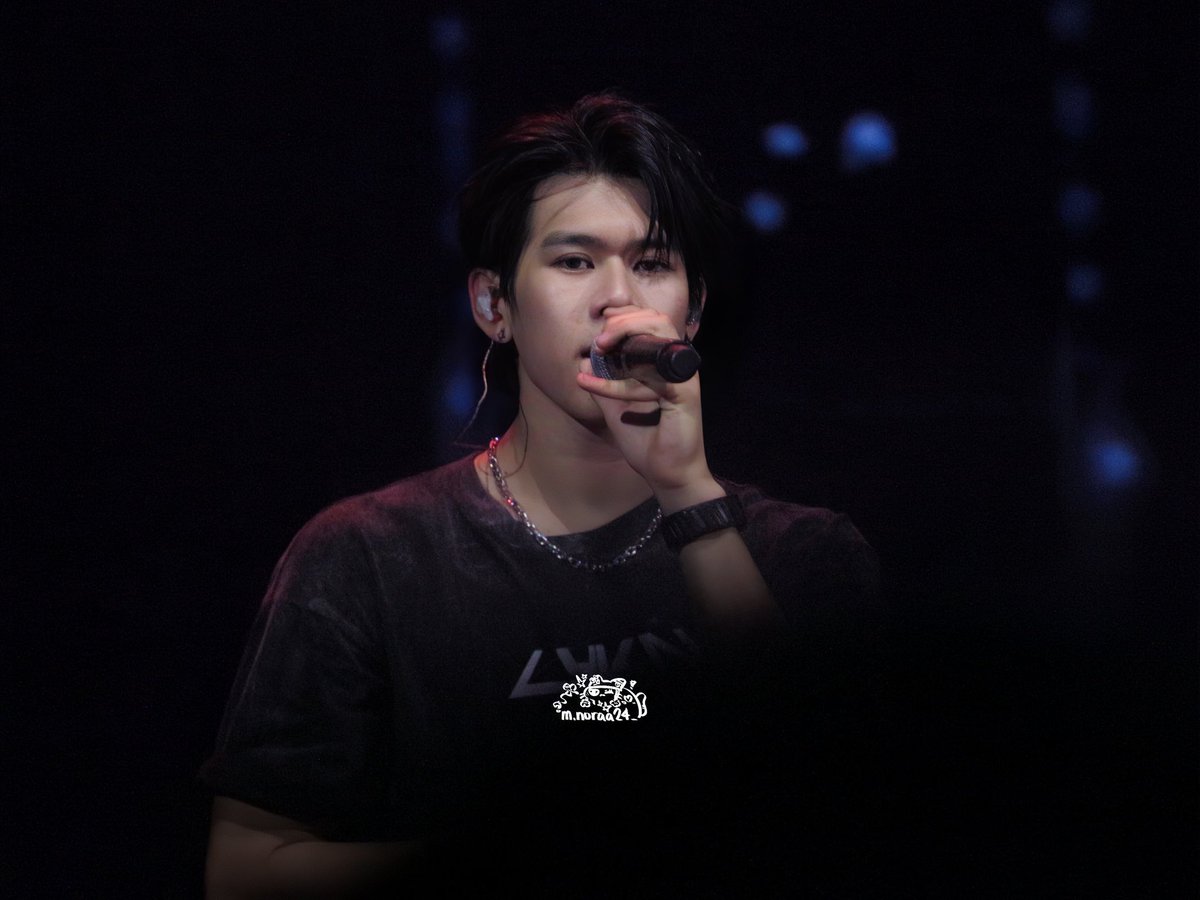 mnoraa24_'s tweet photo. ชอบพี่ตุ้ยตอนอยู่บนเวทีที่สุดเลย ดูเขามีความสุขมาก✨

#LYKN
#LYKNDuskAndDawnxTaipei 
#TuiChayatorn https://t.co/livRdh9Om8