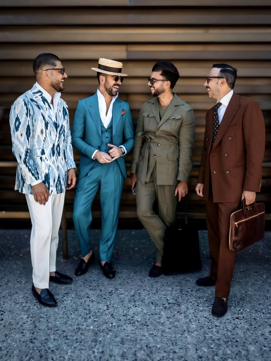 AJMoscoso's tweet photo. En Florencia, la elegancia no se exhibe, se vive. Y el estilo, siempre encuentra su mejor escenario: Pitti Uomo 110, mucho más que moda... 🩵✨🇮🇹 #PittiUomo 

📸 #tasteshutter https://t.co/K6QNuqgGon