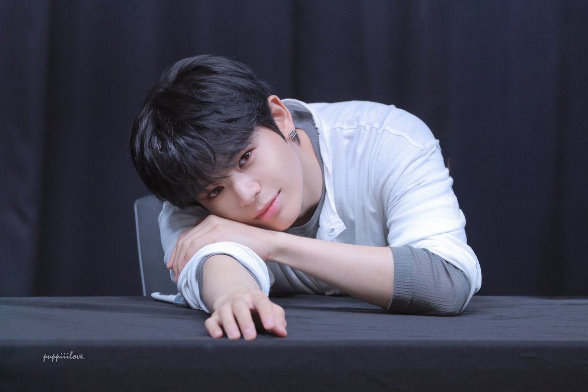 puppiiilove's tweet photo. 260517
#이븐 #EVNNE 
#문정현 #ムンジョンヒョン #MUNJUNGHYUN https://t.co/MjCs9w5vNh