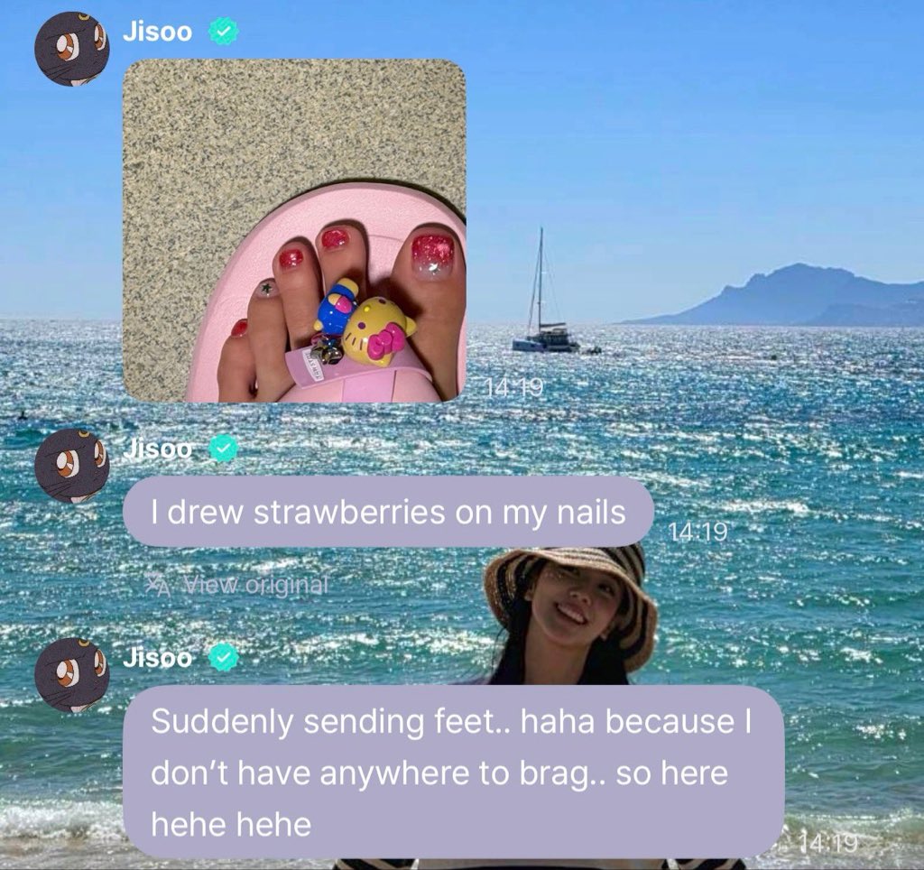 soowhat____'s tweet photo. I dont know with you but I think Jisoo is one of those celebrities whose not afraid to show off her feet online.
my realest celeb for life…
I didn’t know I miss Jisoo feet so much too 🤧 https://t.co/2F2FGOd7nI