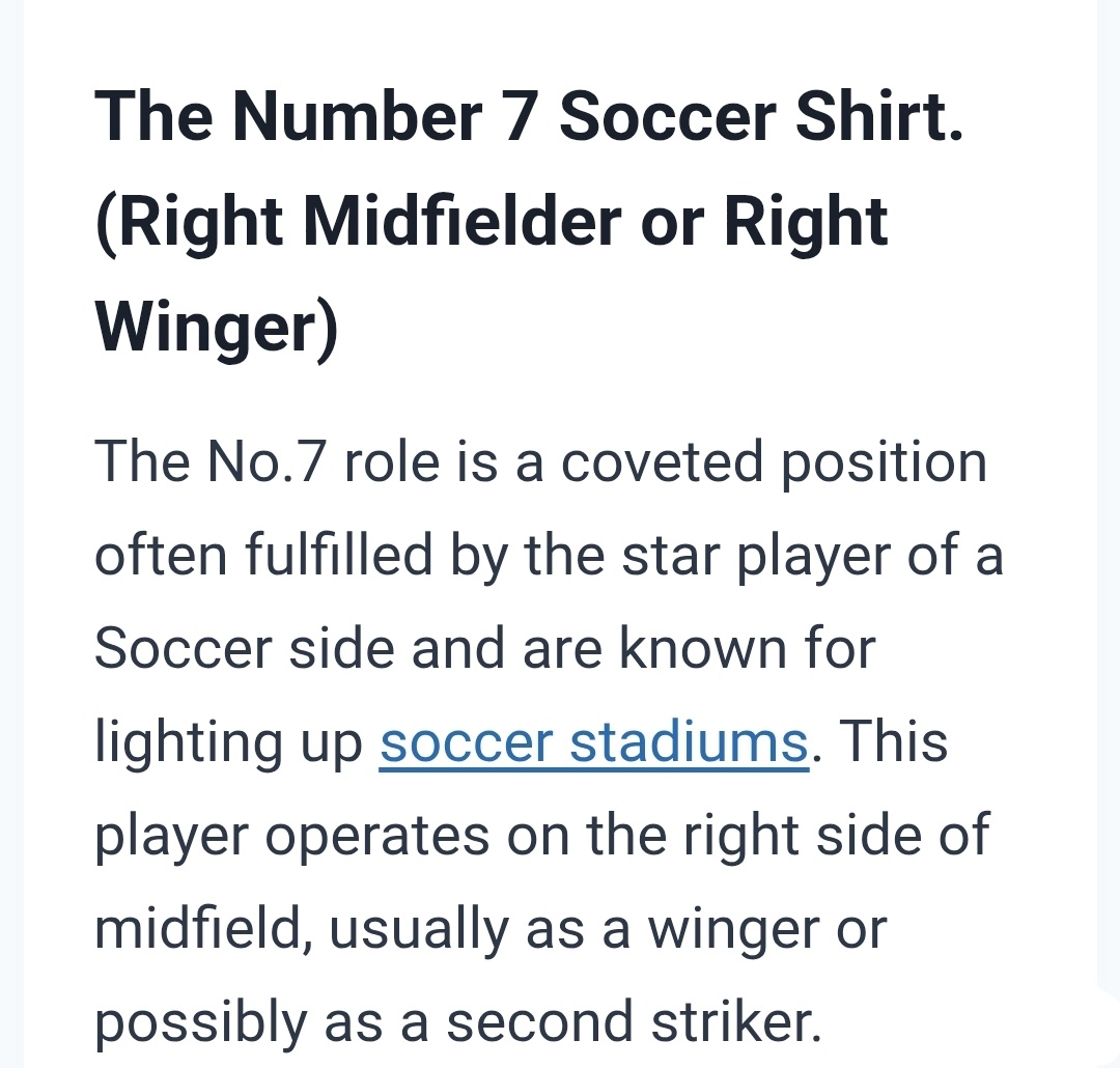 bttmhynjn's tweet photo. Hyunjin said he wore the number 7 shirt and it has a meaning in football, yes. 7 is usually worn by right wingers, by players who are crucial for the team's victory for their attacking width. It's really iconic.

For example: legendary players like David Beckham wore that shirt. https://t.co/SHLqb5F0SU