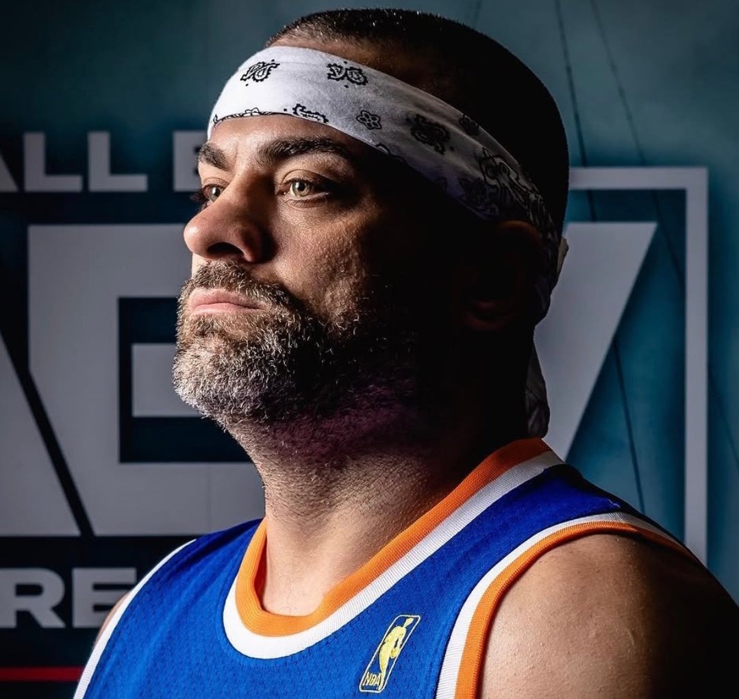TheDrainmaker's tweet photo. Eddie Kingston reveals his neighbors CALLED COPS ON HIM because he was screaming and yelling after New York Knicks won the NBA Championship 😭

“My neighbors called the cops on me after OG hit that shot to win the game for the Knicks, because I was screaming and yelling and I threw a bunch of stuff in the house.”

(Highspots Auctions)
h/t Fightful