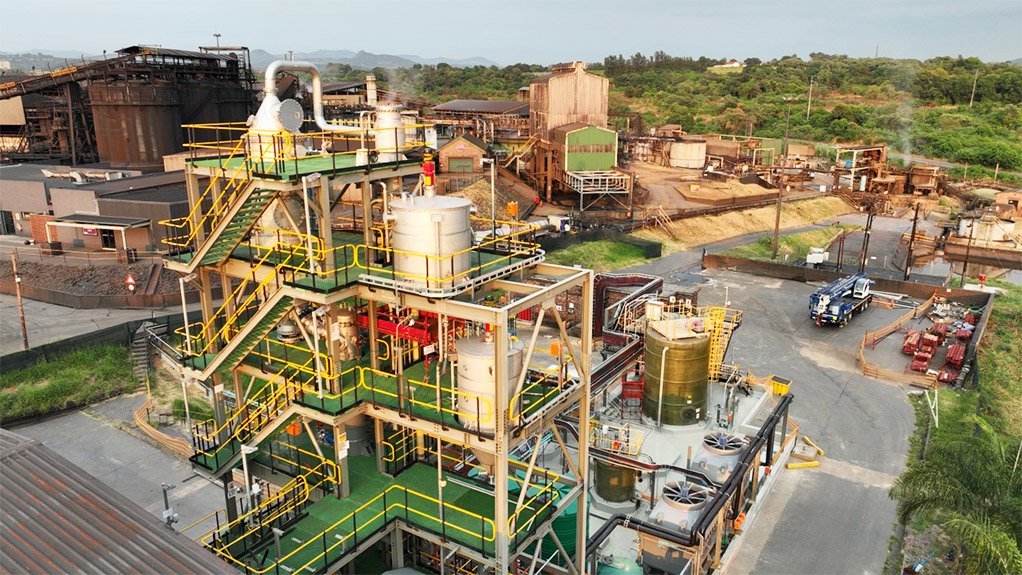 MiningWeekly's tweet photo. [𝗜𝗖𝗬𝗠𝗜]
𝐓𝐨𝐩 𝐒𝐭𝐨𝐫𝐲 𝟮

South Africa’s battery materials supply status surges ahead with new MMC plant

https://t.co/Muk2Uti72g  

#MMC #Batteries #Manganese #HPMSM #ElectrolyticManganeseMetal #EMM https://t.co/YpqY7gpSLD