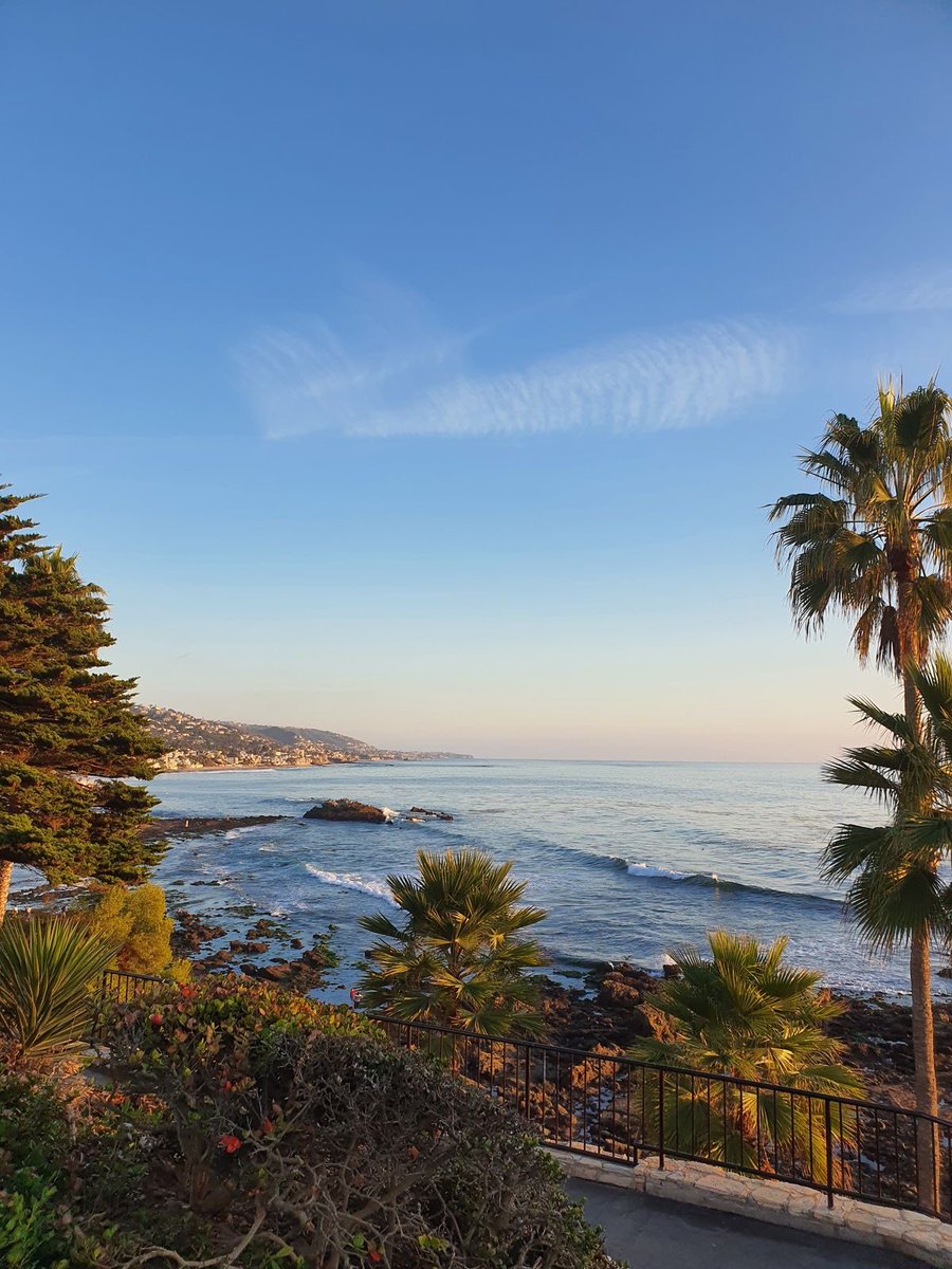 beautyexplorer0's tweet photo. Laguna Beach, California https://t.co/8P2Mr0Xqh0