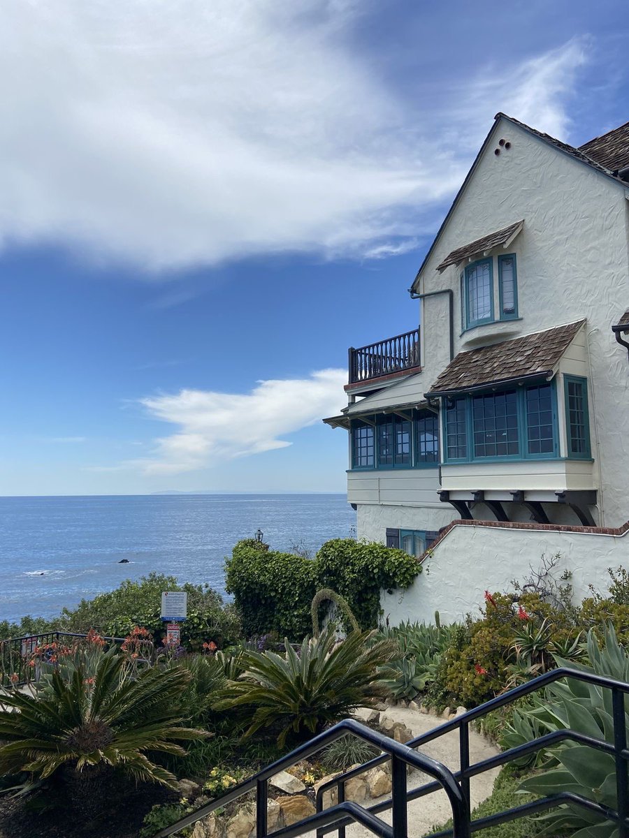 beautyexplorer0's tweet photo. Laguna Beach, California https://t.co/8P2Mr0Xqh0