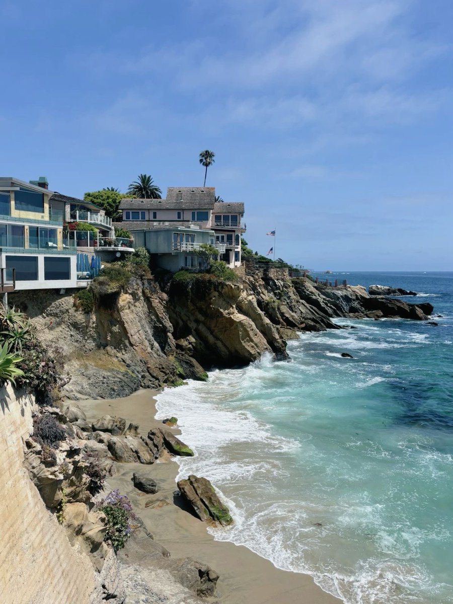 beautyexplorer0's tweet photo. Laguna Beach, California https://t.co/8P2Mr0Xqh0