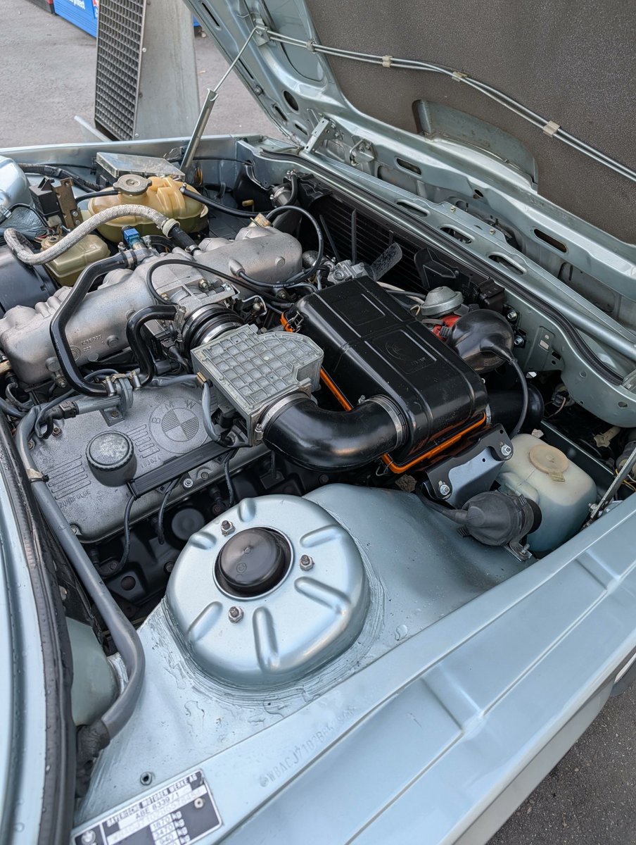 LienhardRacing's tweet photo. 1981 BMW E12 528i
Fahrzeug wurde im 2025 erfolgreich Veteranengeprüft.
CHF 35'500.–

©by 🤳🏼 K., 4132 Muttenz https://t.co/3GHmdluhSi