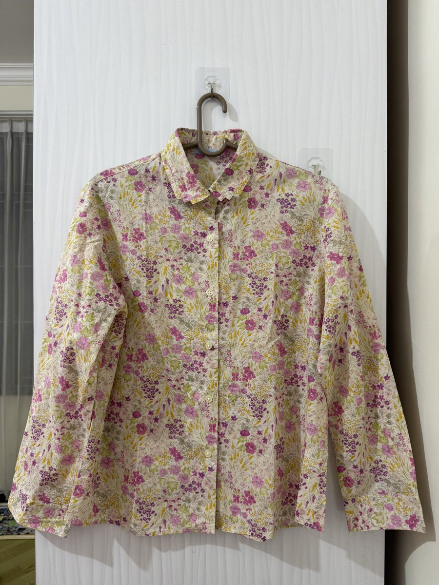 nasieluggage's tweet photo. WTS PRELOVED

Kemeja floral
all size

🪷 30k only

good condi (jarang dipake)
📦 malang
🍊bisa oren https://t.co/qU7n2XSdOf