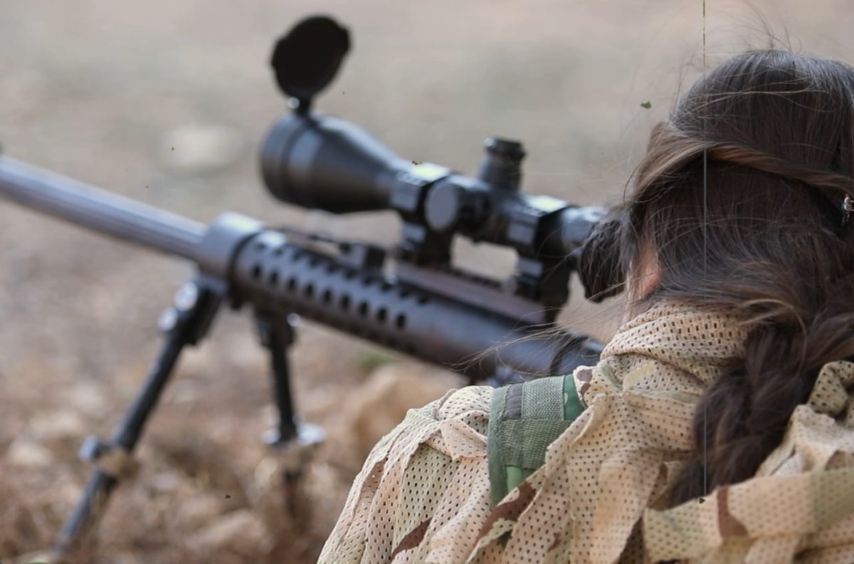 zendaAvesta1978's tweet photo. Berxwedana jinê , hêza gele.

#YPJ #YPG #DefendRojava
👇👇
https://t.co/EfNRTiUteF
https://t.co/019fSe55Eu
https://t.co/WNKxvbJUC4 https://t.co/ywpLtyXsOy