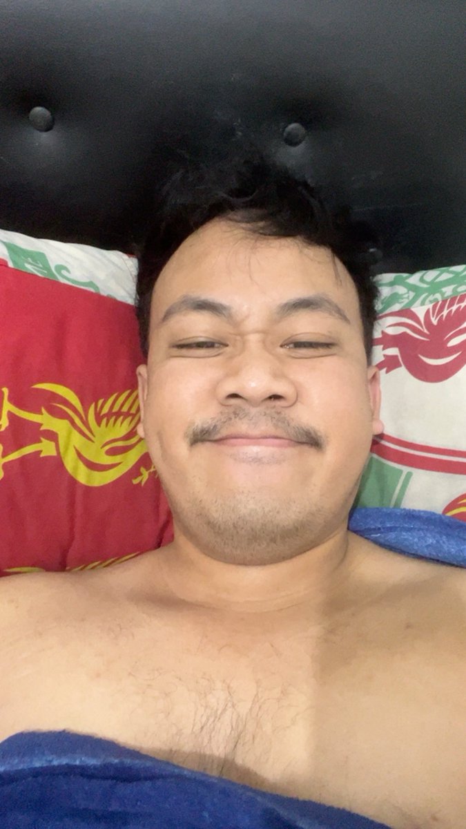 cikenwingsh's tweet photo. Capek https://t.co/LlmNjj4v3T