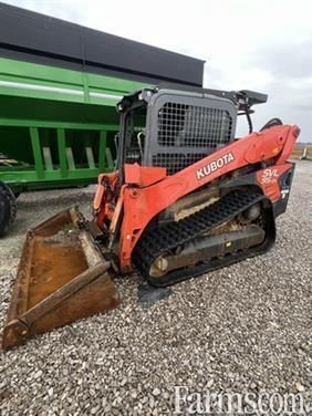 FarmsNews's tweet photo. 2019 Kubota SVL95 ๐ป
84-inch bucket, air ride seat, EH joystick controls, hi-flo, 2-speed powertrain, wide rubber tracks, and more.
https://t.co/gEAshdhiNc
#TrackLoader @WrightImp https://t.co/0G698YQ28s