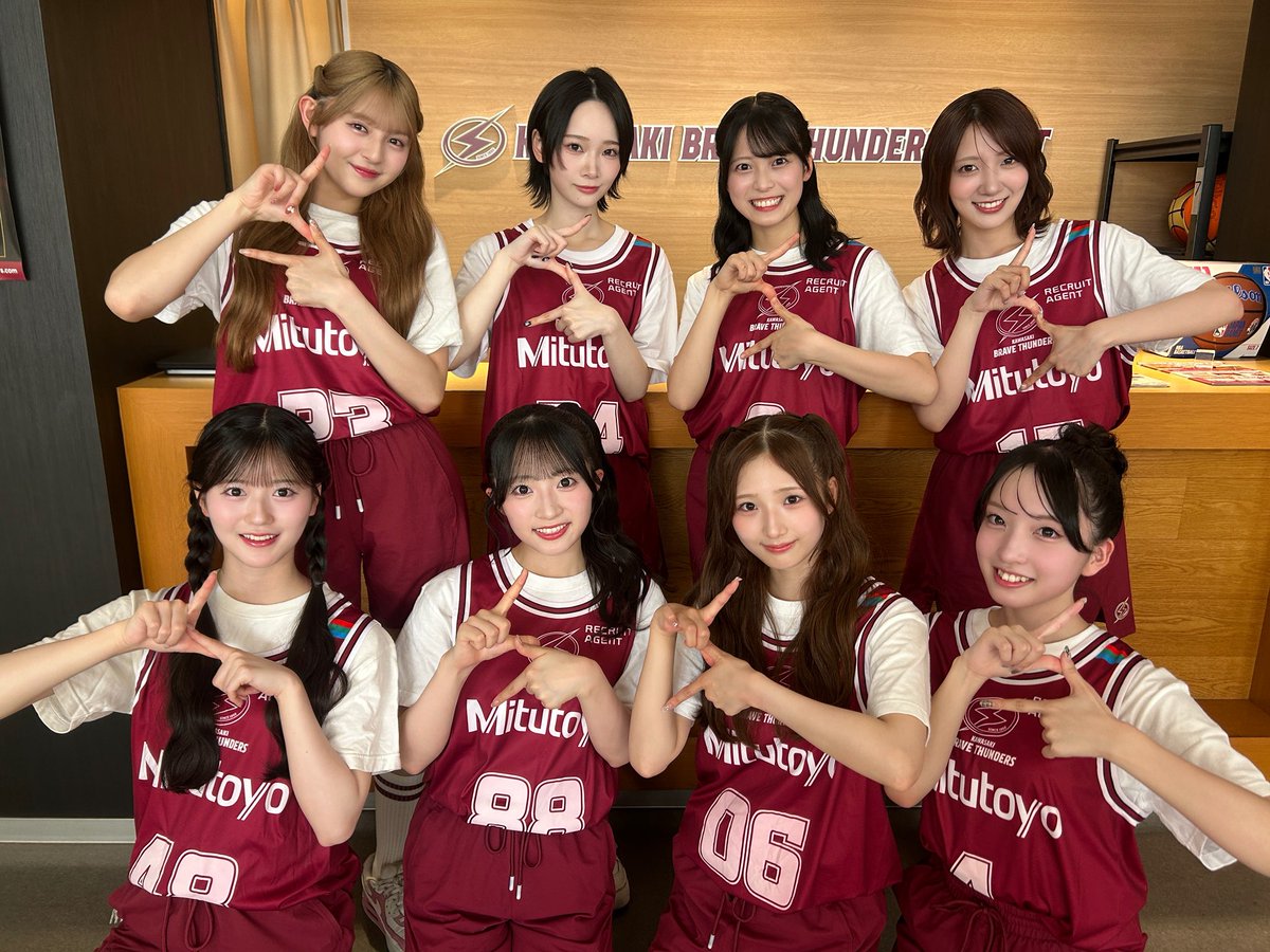 yumemi_sako0205's tweet photo. 「CITTA'の祭り2026」
ありがとうございました🏀✨

平日の暑い中会いに来てくださってありがとうございます🫧

今回制作したコラボウォールアートは
3年間掲載されます🫶🏻

ラ チッタデッラにお越しの際は ぜひ見に行ってみてください🙂‍↕️ https://t.co/8oAVVycS9e