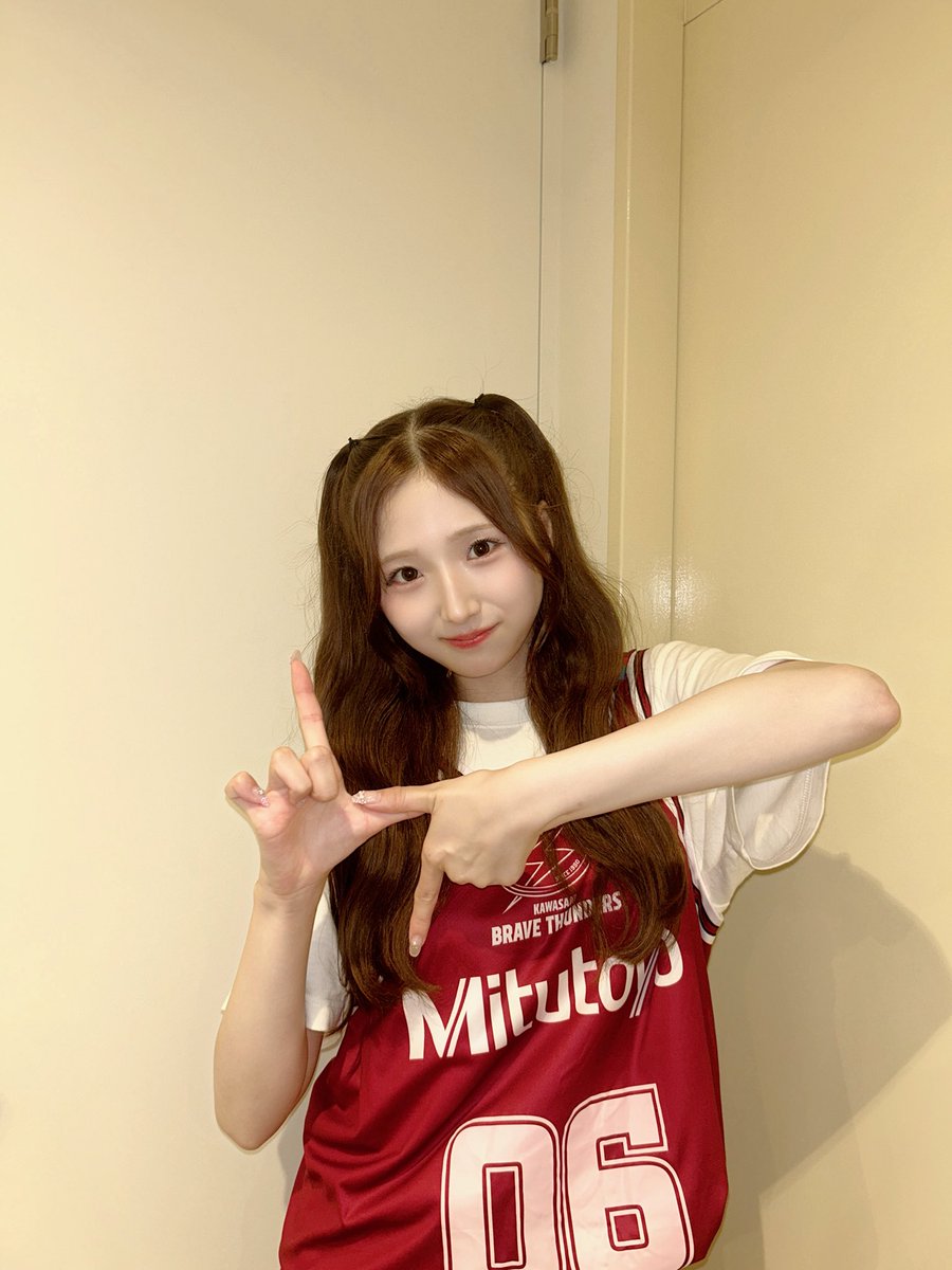 yumemi_sako0205's tweet photo. 「CITTA'の祭り2026」
ありがとうございました🏀✨

平日の暑い中会いに来てくださってありがとうございます🫧

今回制作したコラボウォールアートは
3年間掲載されます🫶🏻

ラ チッタデッラにお越しの際は ぜひ見に行ってみてください🙂‍↕️ https://t.co/8oAVVycS9e