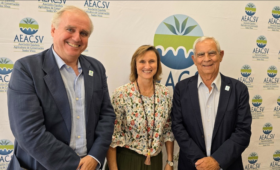 ASAJASEVILLA's tweet photo. @ASAJASevilla participó en el 3⃣0⃣ aniversario de la @AEACSV en el q se rindió homenaje póstumo a Pedro Maestre y se reconoció la labor de Jesús Gil y Fali Ordóñez, al frente de la @AEACSV  2⃣3⃣ años.

Se reconoció igualmente a @GermanC_M y J.J. Pérez.

➡️https://t.co/1j8nkuivUg https://t.co/vRvYfQmjkX