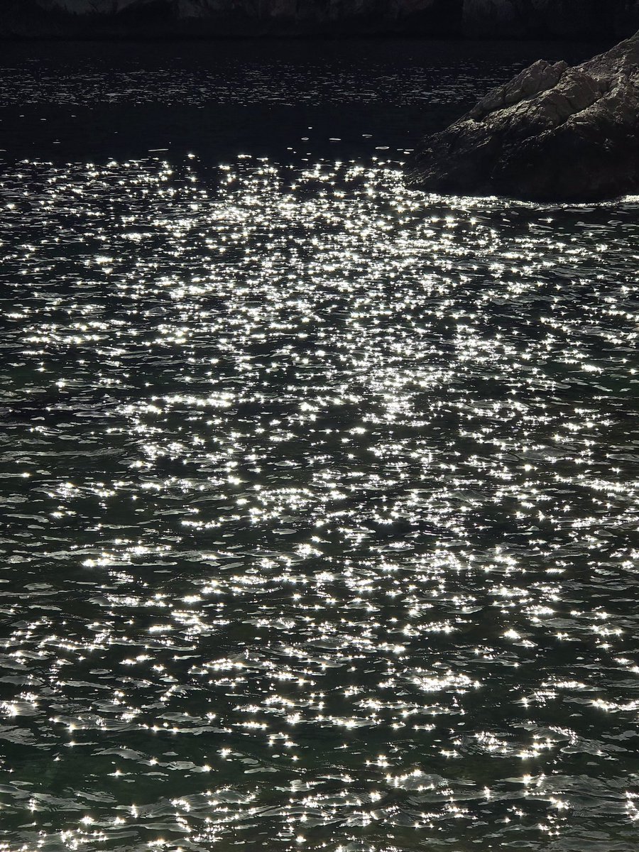 anaamshi's tweet photo. Water https://t.co/gcNTX38Xdh
