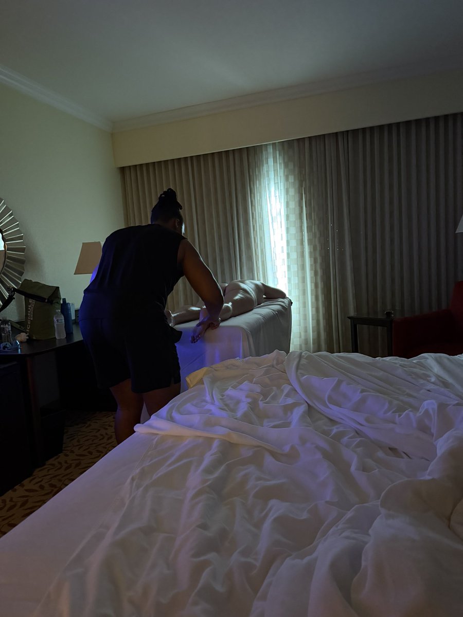 hotwifewesthou's tweet photo. Great mid week massage and play date with @HoustonMasseur   Don’t miss him! https://t.co/KF9uZEu1TY
