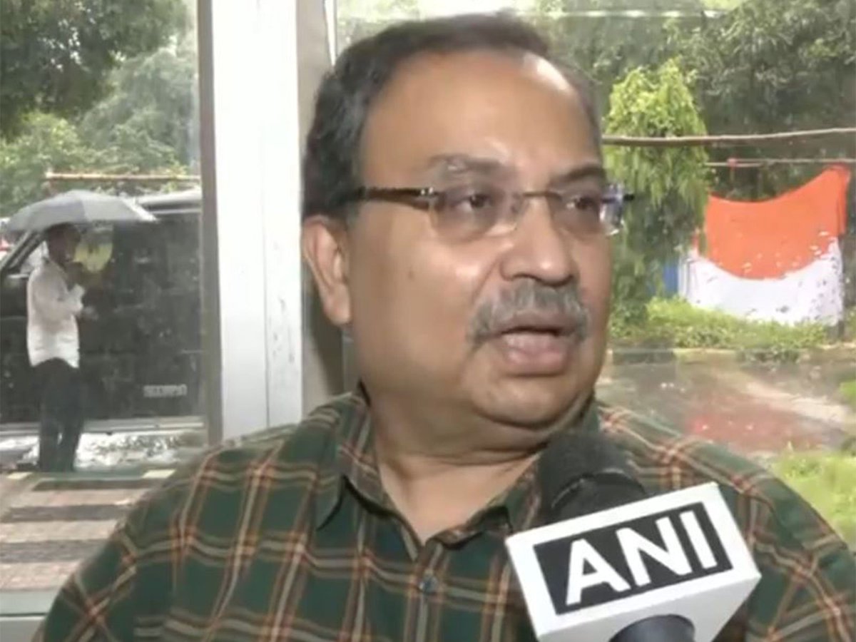 ani_digital's tweet photo. Resign first if you want to join NDA: Kunal Ghosh on TMC rebel MPs

Read @ANI Story | https://t.co/fxk4luEYAM

#KunalGhosh #TMC #RebelMPs #NDA #resignation https://t.co/wHbEJidD7w