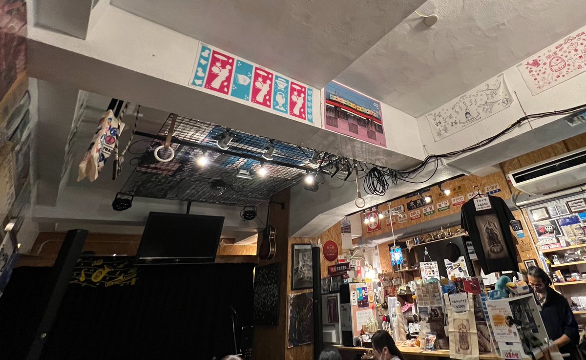adamaro7's tweet photo. 堺筋本町にゃウ🎵 https://t.co/cZMfWn0fYu