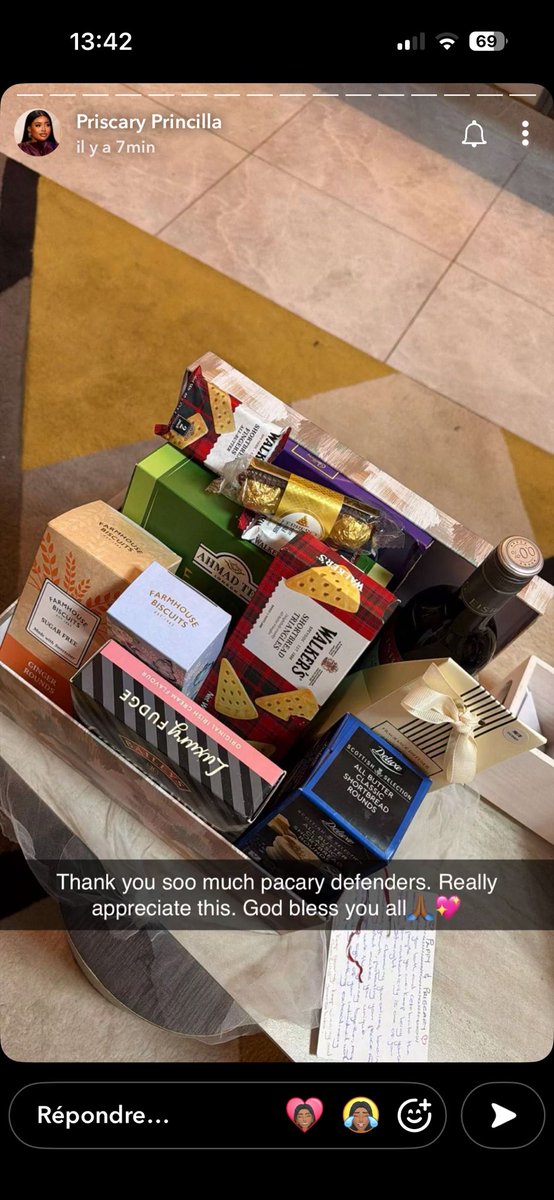 adthedoll's tweet photo. Pappy and Priscary just received some gifts and cash from Pacary Defenders and Real Pacary Shippers ! 👏🏾❤️🥹
#PerfectMatchXtra #Pacary https://t.co/5poyXmQfbP