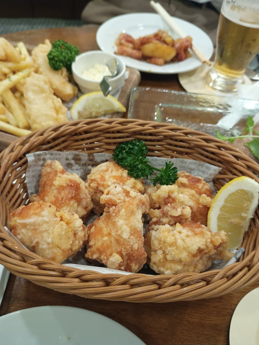ryudvic's tweet photo. 久しぶりの外飲み
美味しかった https://t.co/nlLZrutkjD