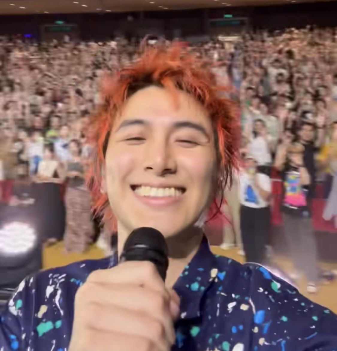 farah_windup's tweet photo. Kaze, i miss your smile. please never lose your spark 💫 

comets + gold <3 https://t.co/AYnkRucC0N