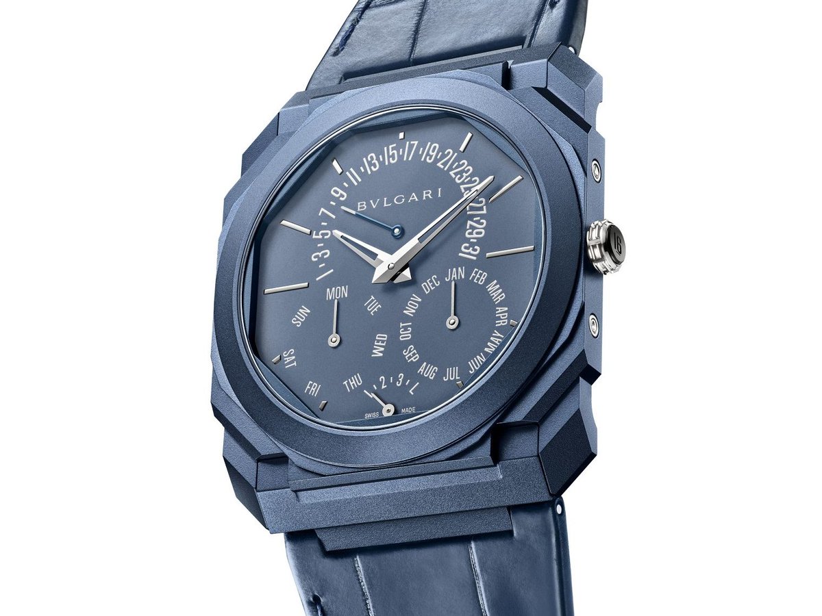 time_watches's tweet photo. Bulgari introduces the Octo Finissimo Perpetual Calendar 104262 in blue PVD-treated titanium. Powered by the ultra-thin Manufacture Calibre BVL 305, the watch is just 5.80mm thick while retaining its award-winning perpetual calendar architecture. Read more at https://t.co/QzIGuBitVL