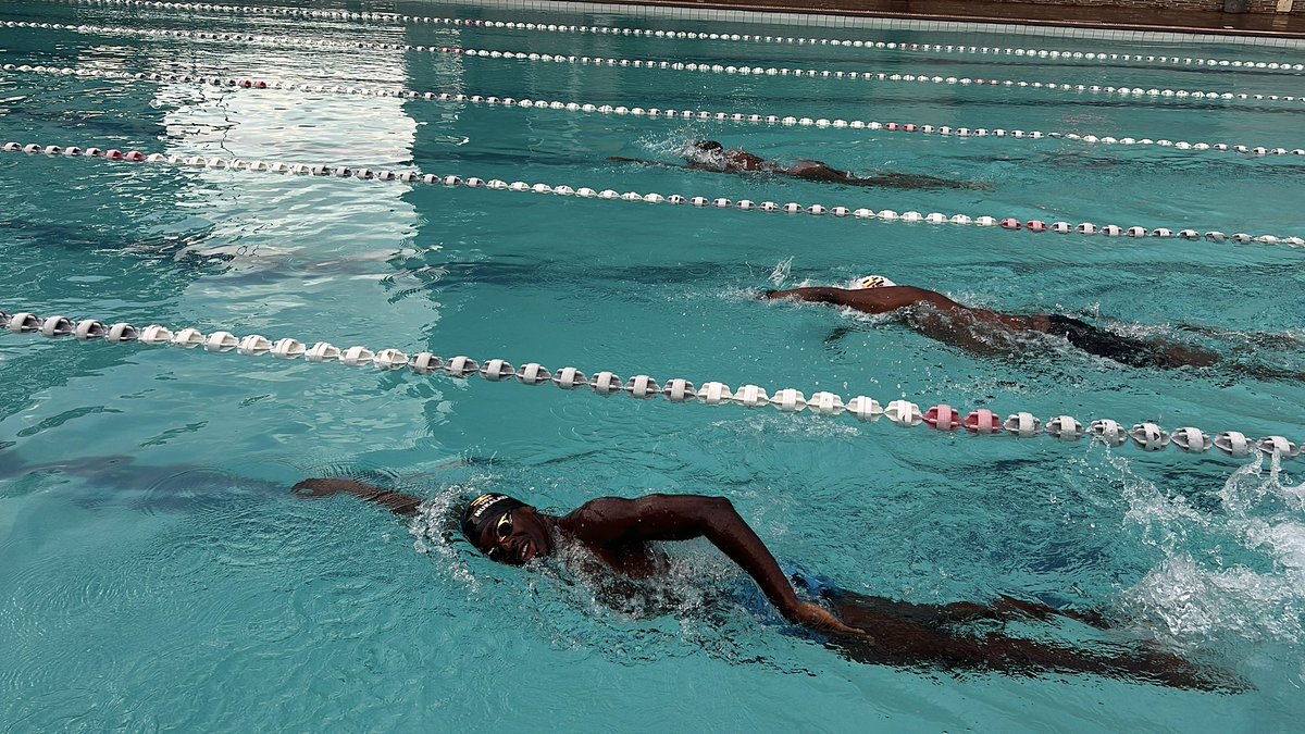 drukare's tweet photo. Joined the @UG swim team Kirabo &Tendo for a 7am training session as they prepare for Glasgow 26. Swum a 2K session and look for to welcoming the team in Glasgow later this July. See you in Glasgow for the brilliant games @Official_UOC @ubctvuganda @NBSportUg @nbstv @ntvuganda @briantukaa @andrewkabuura @AsiimweAnthony2 @wekesa_amos @MKarekye @Marlzaar @KagutaMuseveni @JanetMuseveni @mkainerugaba @mofaug @thecgf @DukeKellzz @KiraboNamutebi