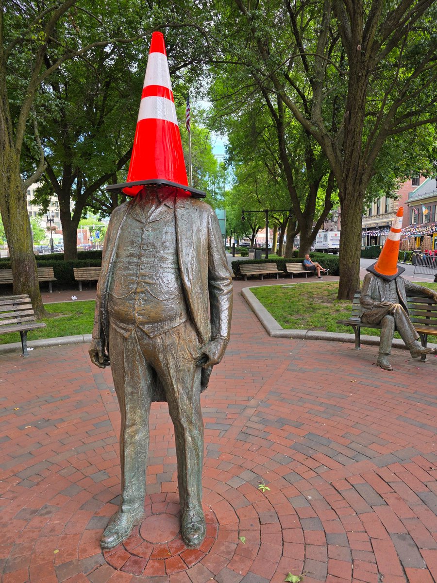 OnlyInBOS's tweet photo. Boston's statues are getting a World Cup makeover.

Scottish fans have been placing traffic cones on top of statues across the city, continuing a Glasgow tradition that dates back to the 1980s. https://t.co/147oR3n9Jb