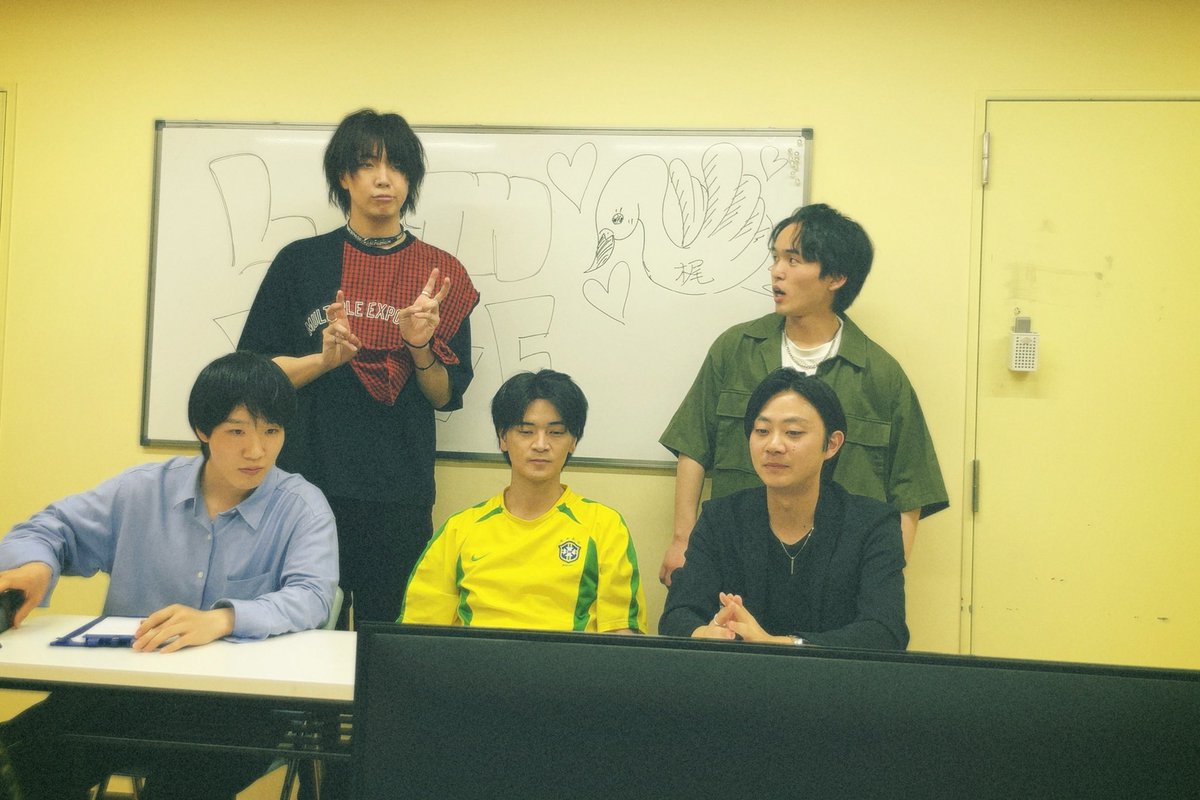 tohai_staff's tweet photo. #東俳日記
遅くなりましたが #LimLIVE
ご視聴ありがとうございました🦢🎂
アーカイブはこちら
▶▷▶ https://t.co/6QJrJFKmT7
#梶吉輝 お誕生日企画🎁
カジのジカんに振り回されました🍫 https://t.co/uwJeE7fyh0