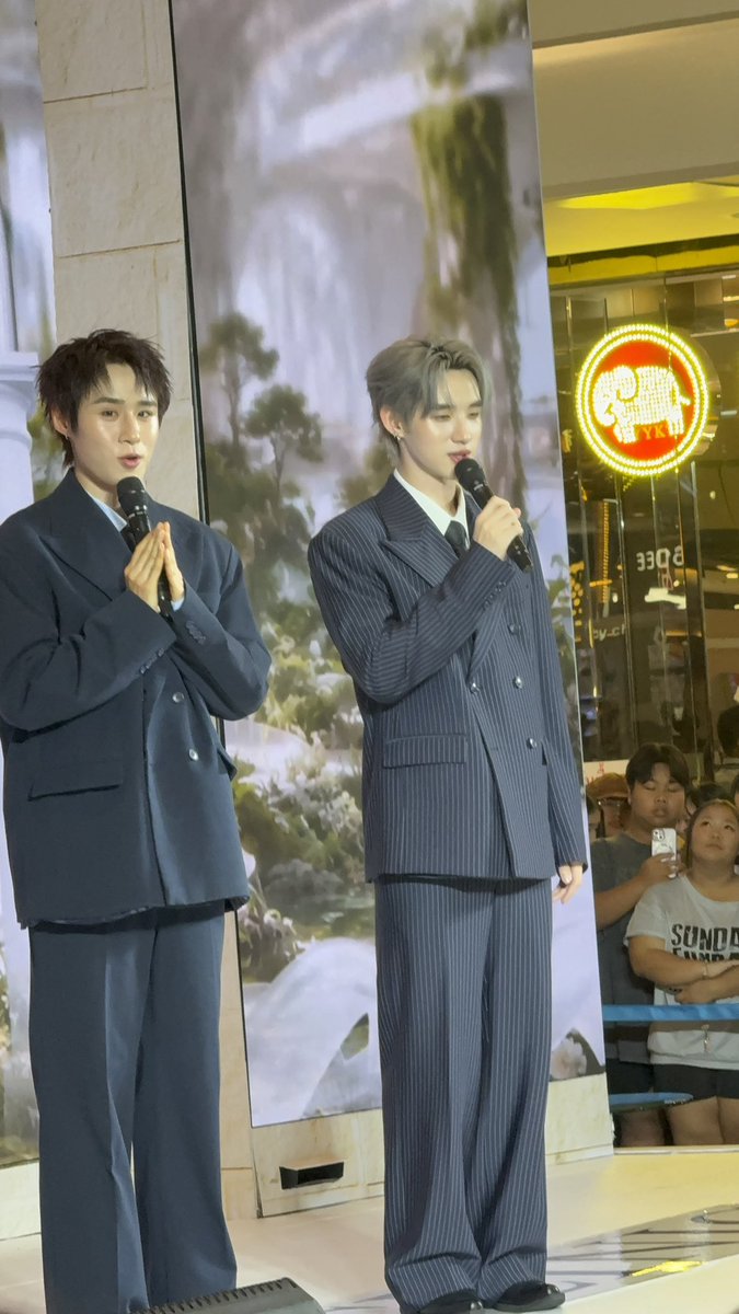 tinypebbridge's tweet photo. #DestinyclinicxNutHong
#nnutdan #hongshihoshi https://t.co/2oqUCHVlJn