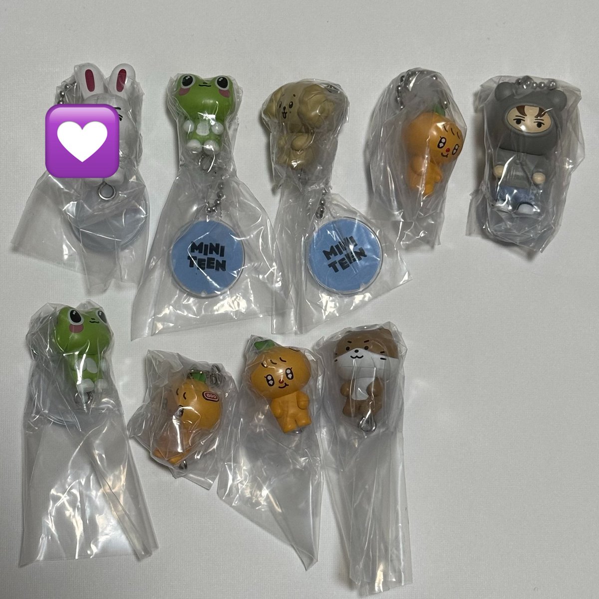 _46min9yu's tweet photo. SEVENTEEN セブチ MINITEEN ミニティーン つまんでつなげてますこっと ガチャ 交換

譲→⛓️THE8 DK スングァン バーノン
　　🦀THE8 スングァン ディノ

求→ミンギュ(n:1🉑)

都内or横浜手渡し優先、郵送交換可能です。
お気軽にお声掛けください。 https://t.co/naBvJsry5D