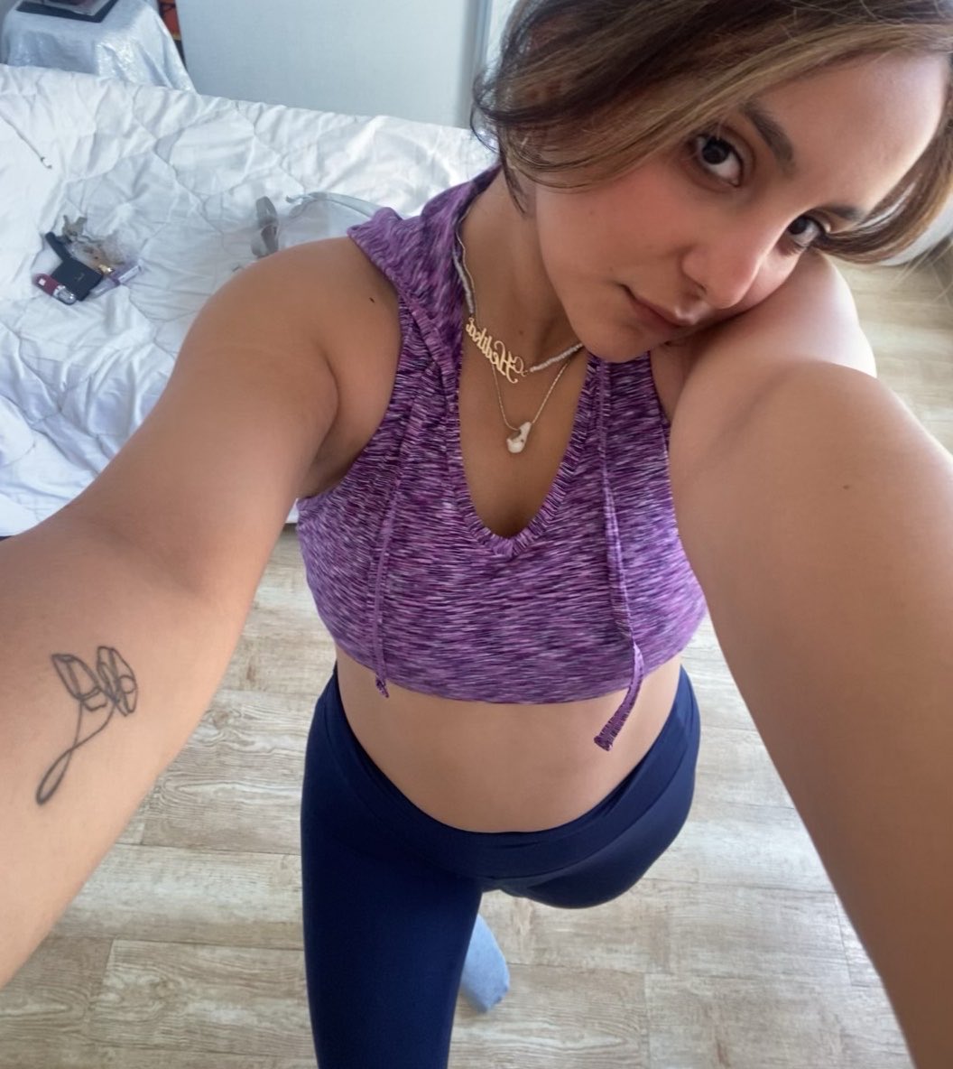 hediiiii___'s tweet photo. خرداد https://t.co/UMMTUDQ08u