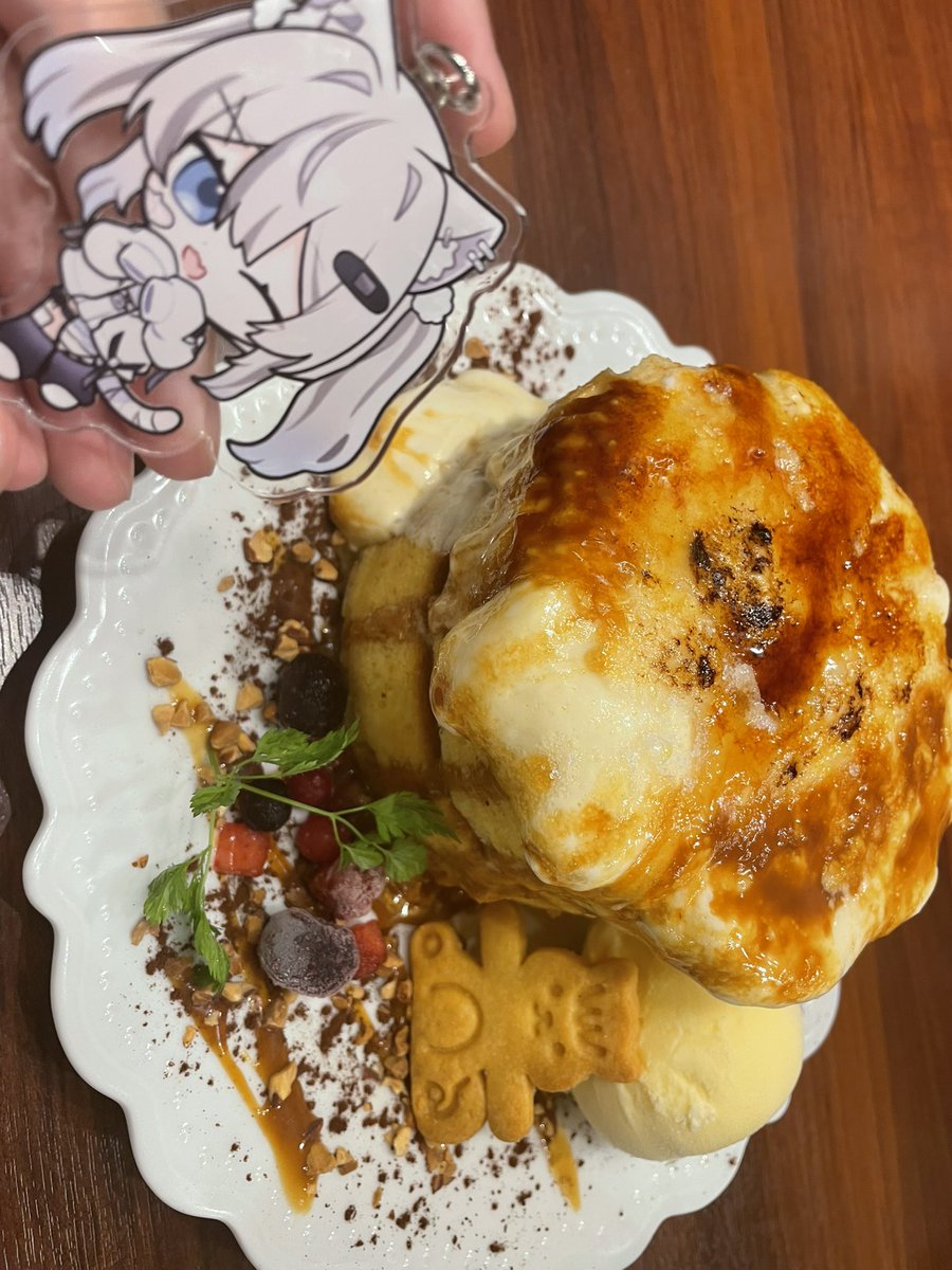 a_10na_'s tweet photo. #ご飯だましろね
ましろね、ブリュレホットケーキだよ… https://t.co/Zrxq5gWfJX