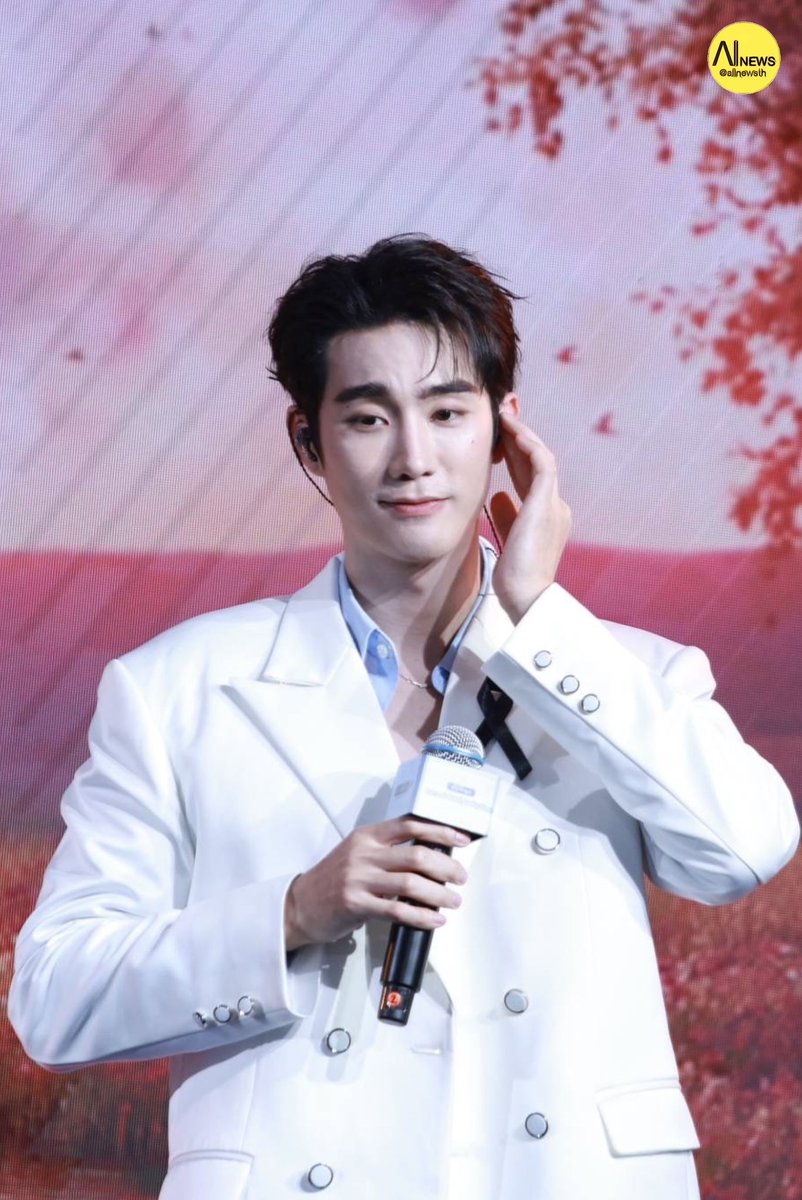 AllNews_th's tweet photo. หนุ่มหล่อ! "ฟอส-จิรัชพงศ์" ในงาน “Demosana ForceBook Lucky Fans” 

FORCEBOOK WITH DEMOSANA
#DEMOSANAXFORCEBOOK 

#fforce_ #forcebook
#DEMOSANA https://t.co/jz8kT75fYH