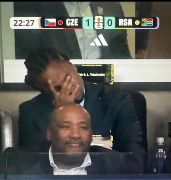 amandam4life's tweet photo. Tshabalala is really big in football, even his chair in the 🏟️stadium is written his name🙌🫡 https://t.co/S1CUjReUT7