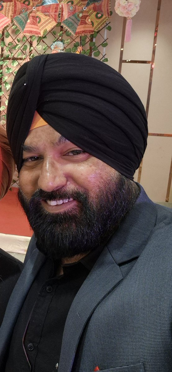GurdeepMaan79's tweet photo. Is this acceptable?

⚫️ 🖤 https://t.co/KlvRblRDrY