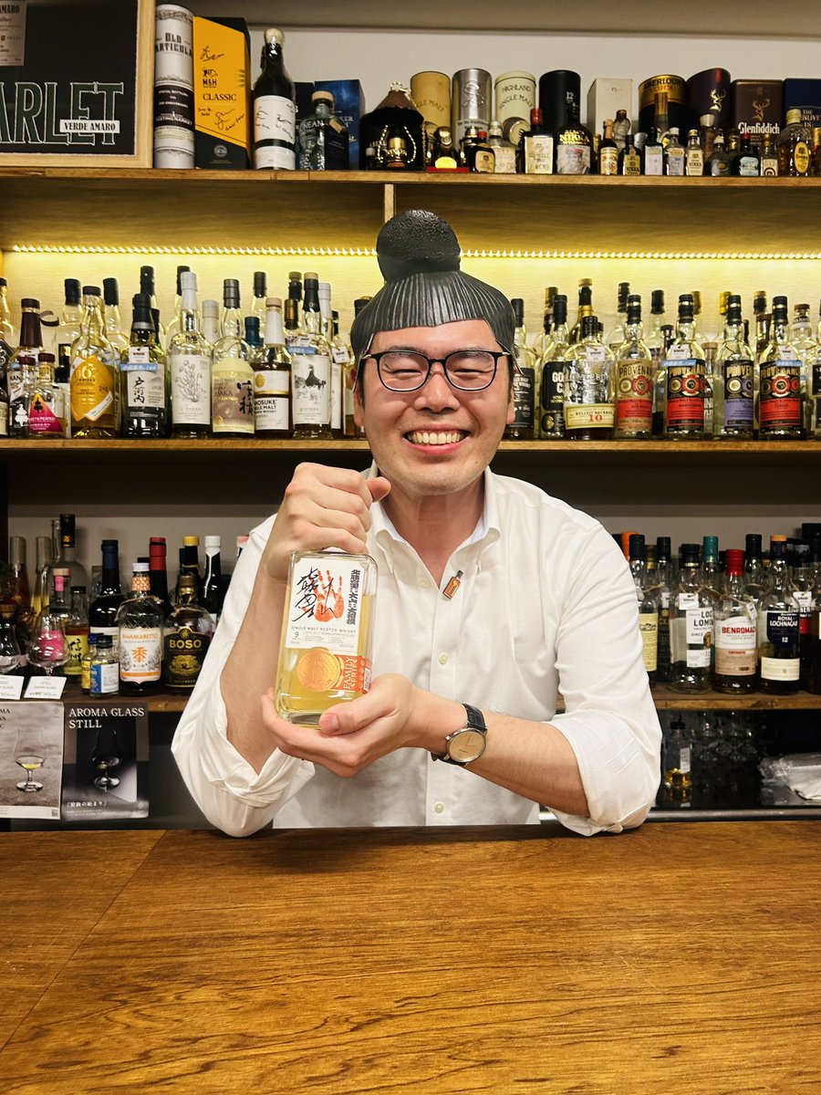 Tasting_Market's tweet photo. TM一日店長、シングルキャスク代表・佐々木さんの会、無事賑わいながら終了しました💐
ニコニコ笑顔で、すっごく店長していただき、ありがとうございました！そばには…シードルの空き瓶が3本…☺️㊄ https://t.co/8Ib1yDjYqx