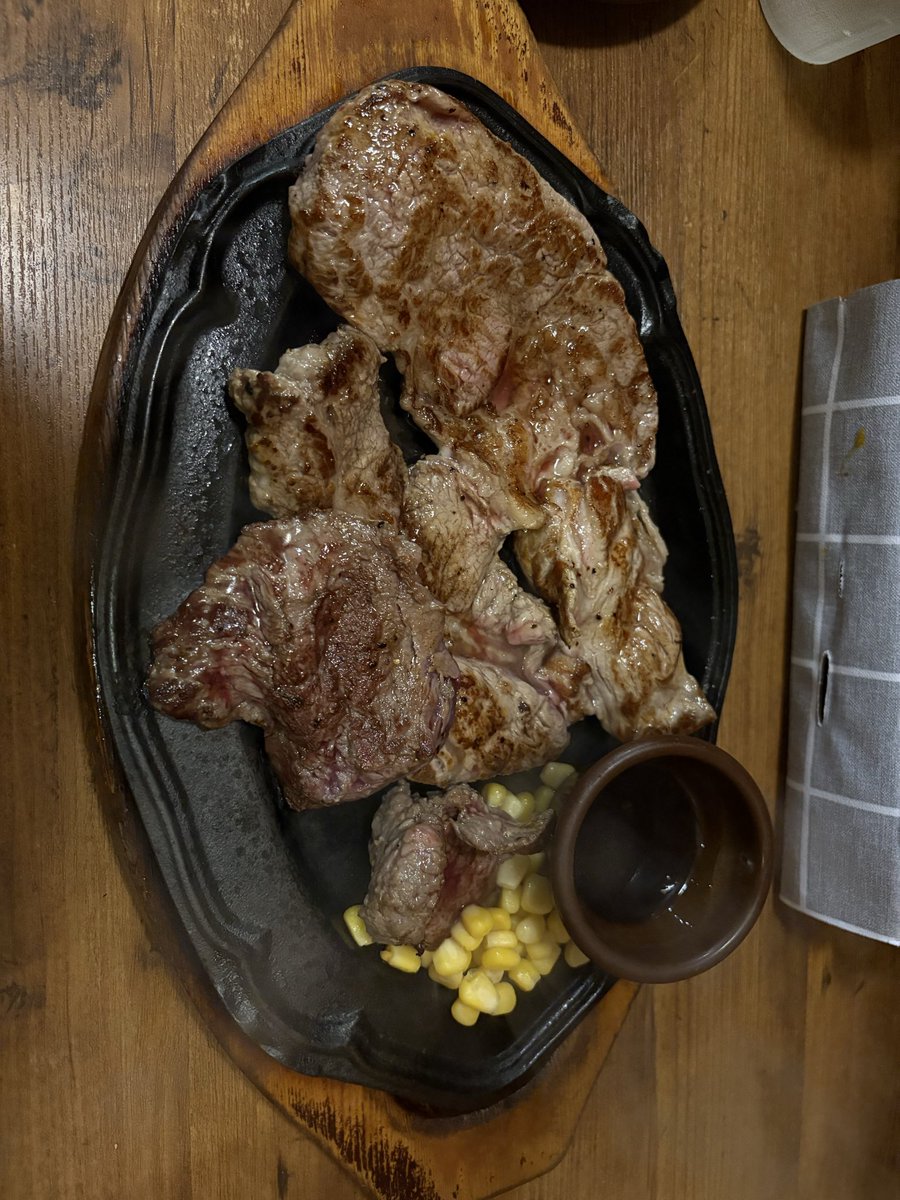 shirodango30's tweet photo. 肉ぅー https://t.co/ddW43EF7GJ