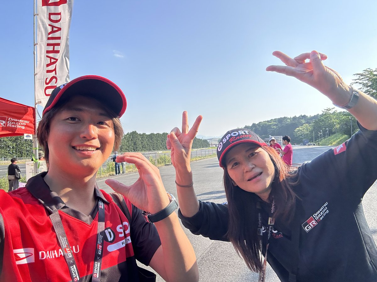 watacopen35's tweet photo. @HelloDaihatsu 
お疲れ様でした‼️
いちコペンオーナー、そしてダイハツ社員として誇り高い内容でした。

最後のイベント終了後も、各販売会社と共にダイハツを盛り上げられれば嬉しいです。

よろしくお願いします(*¯︶¯♥)

#Keep_it_OPEN https://t.co/m7dLviugAj