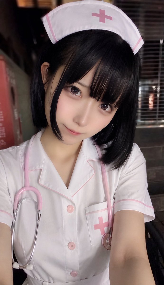 yume_ygrm's tweet photo. 治療開始です♡💉 https://t.co/QnhbgMpwN7