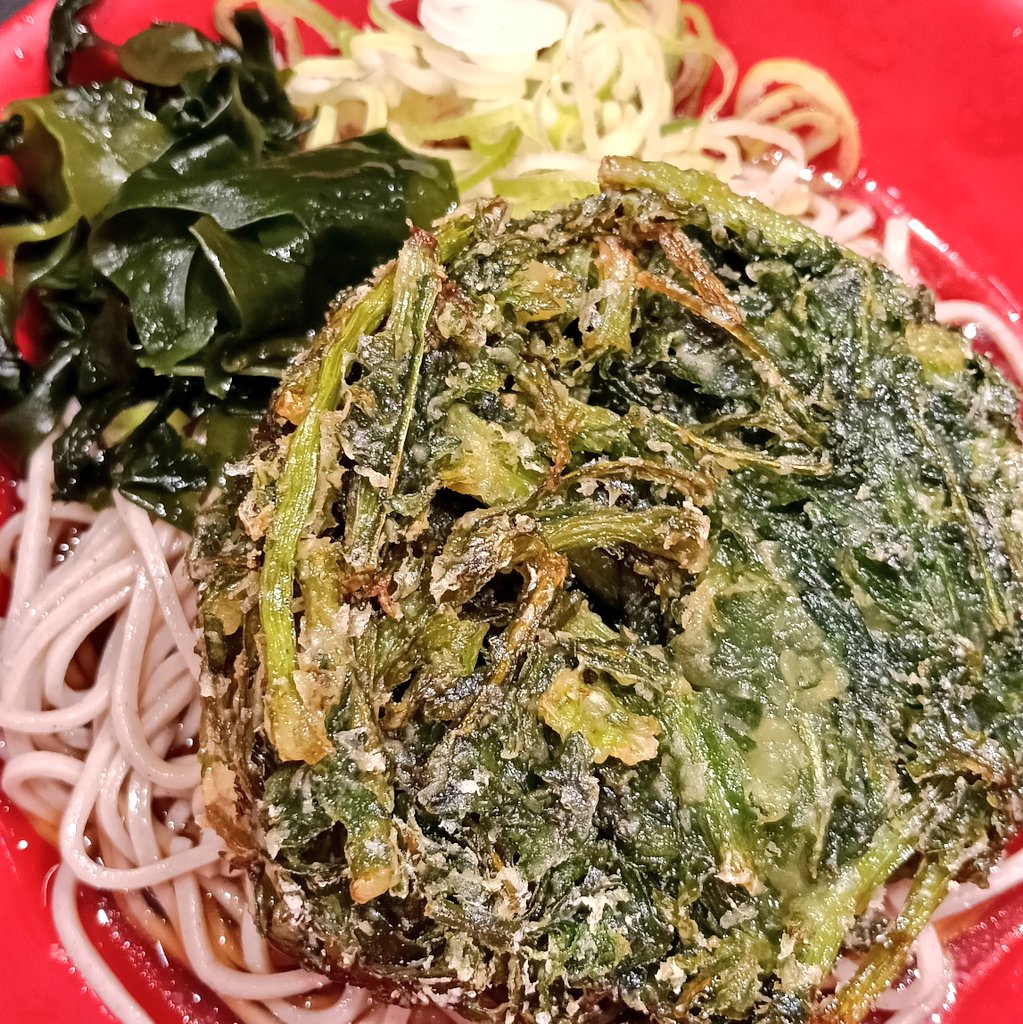 yoshida_sk's tweet photo. お前は走りだす
何かに追われるよう
俺が見えないのか
富士そばにいるのに https://t.co/X8stNAEPKD